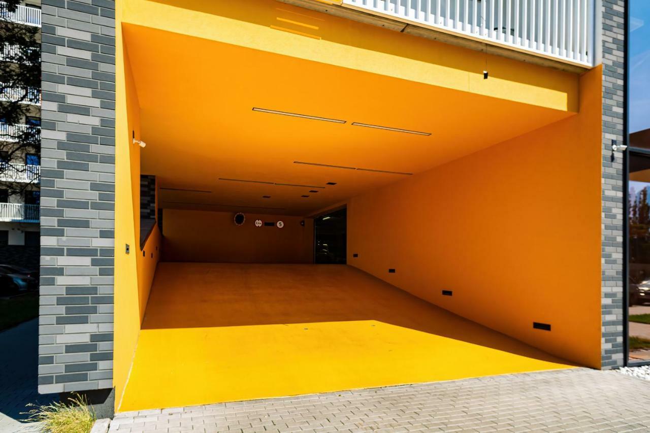 Botanic Gardens Apartment With Free Garage Wroclaw By Noclegi Renters Exterior foto