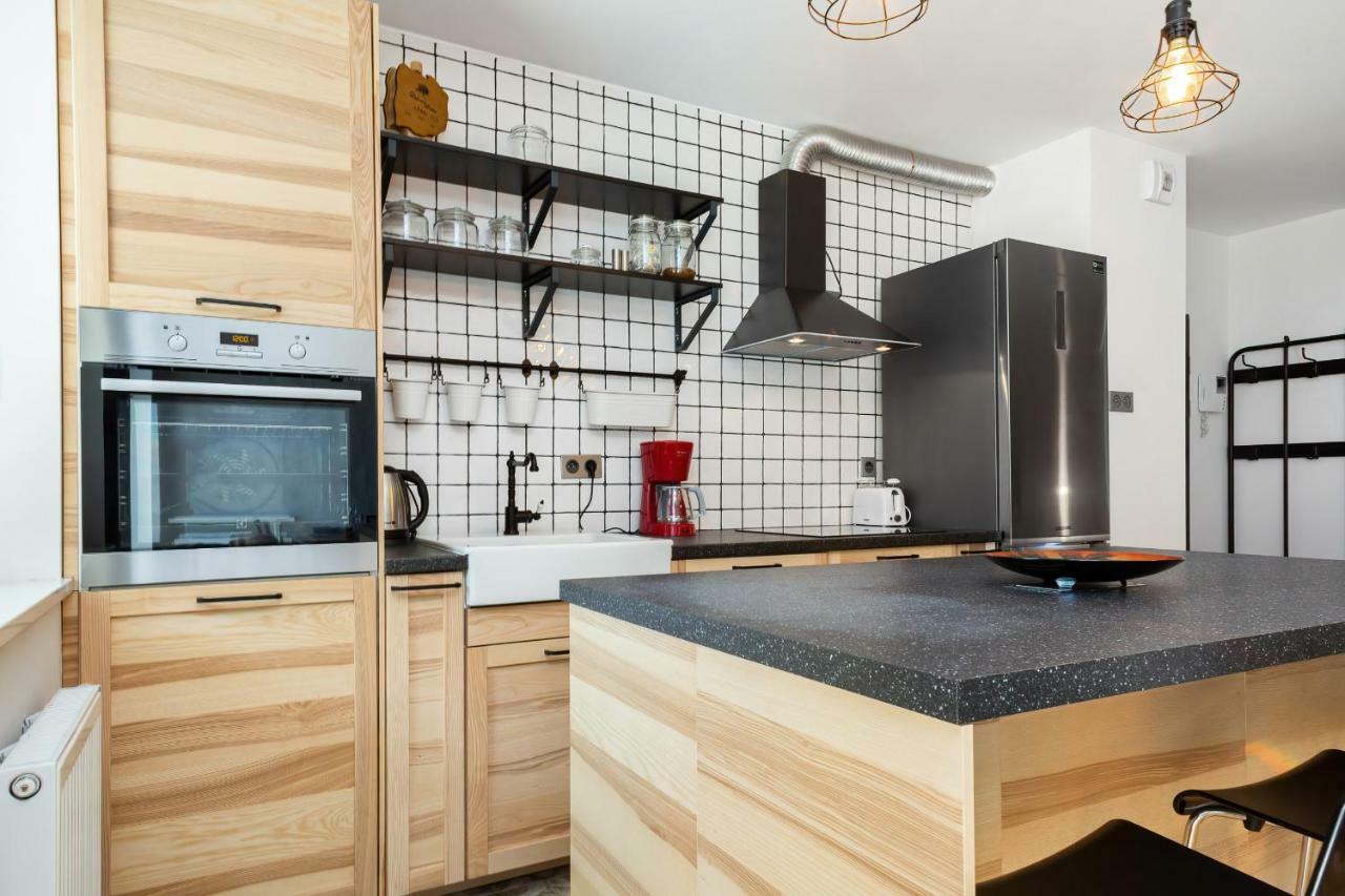 Botanic Gardens Apartment With Free Garage Wroclaw By Noclegi Renters Exterior foto